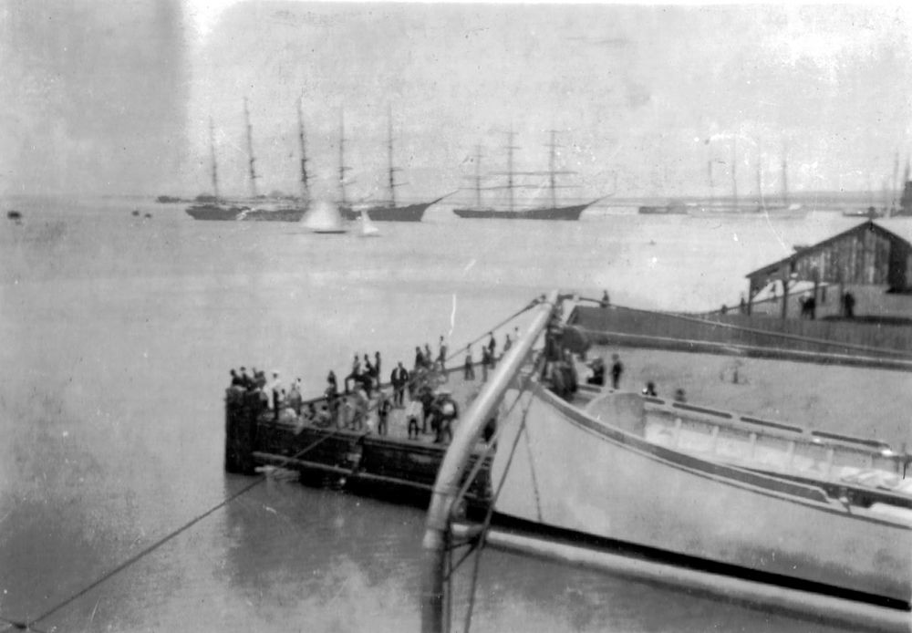 Coaling dock Honolulu